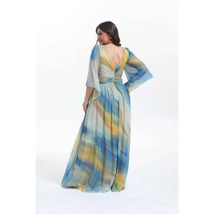 Lucas & Emma - Sarl RJ & co - Wholesale Dress - Women's - Plus size long flared dress with mid-length sleeves 2537-18