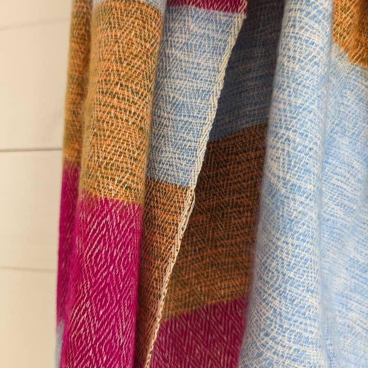 Cool Trade Winds – wholesale Wrap – Women's – NEW Diamond Weave "Stripie" Nepali Shawls - Honey Blush1