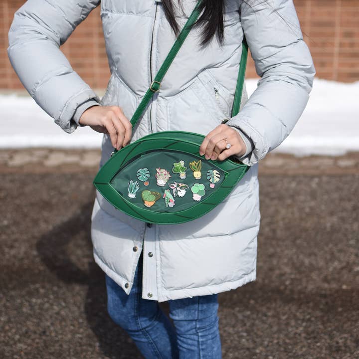 Home by Faith - Wholesale Crossbody Bag - Women's - The Leaf: Crossbody ITA Bag