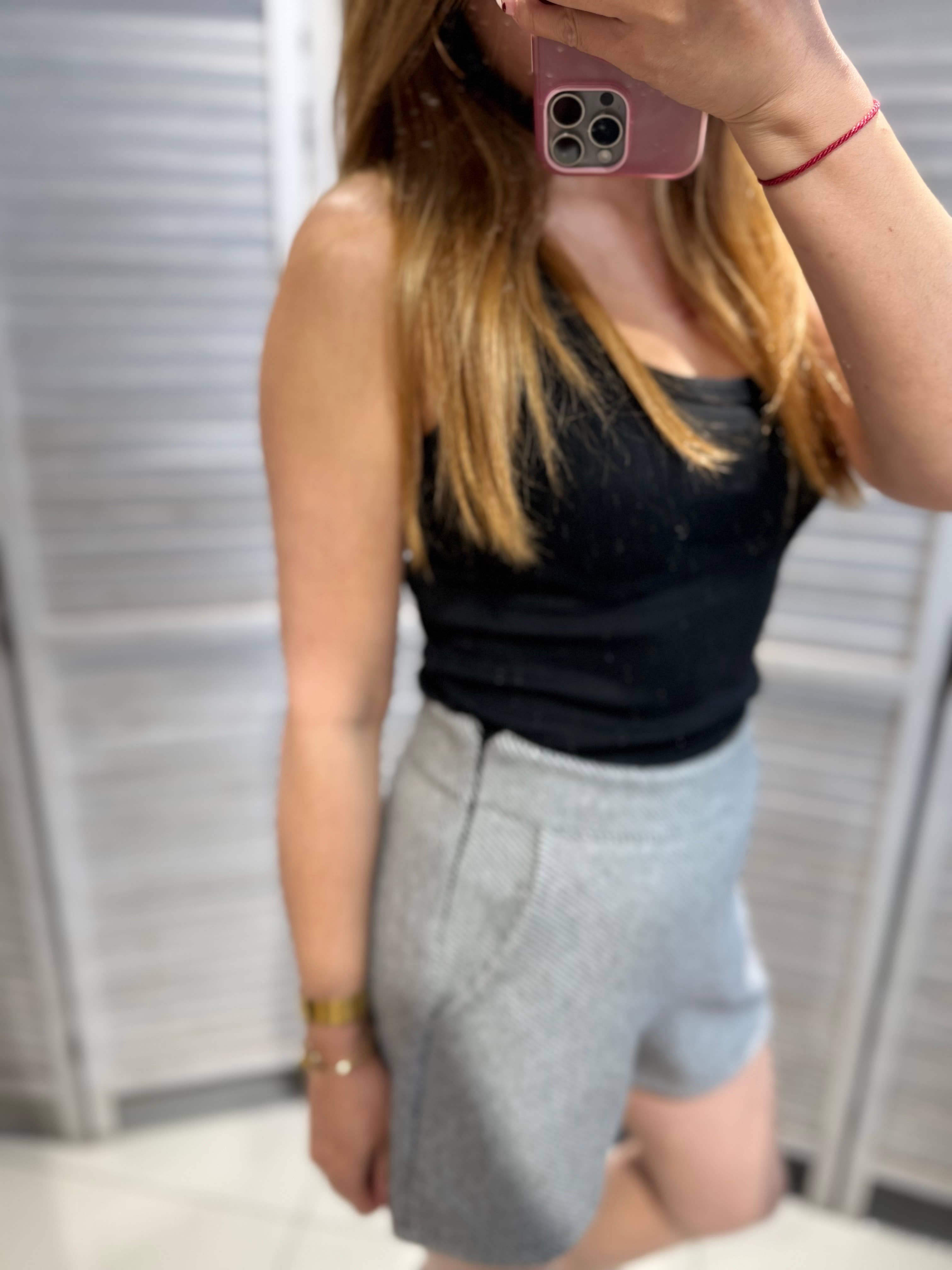 VICTORIA&ISAAC - Wholesale Shorts - Women's - Elegant Women's Shorts - 1336gray1