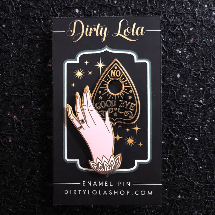 AU REVOIR - ÉPINGLE EN ÉMAIL pour la vente par Dirty Lola