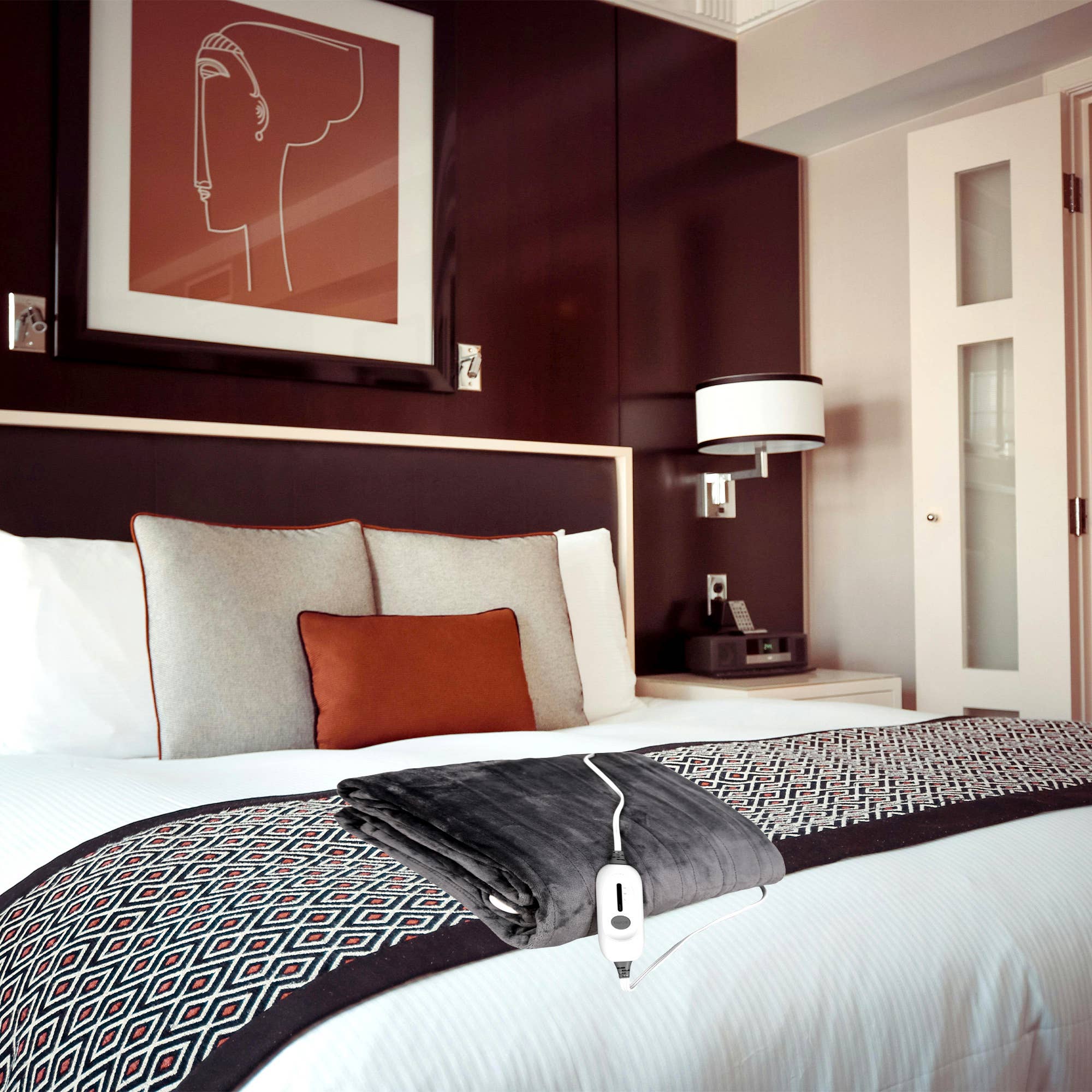 Pursonic - Wholesale Throw Blanket - Electric Soft Microplush Heated Blanket Throw2