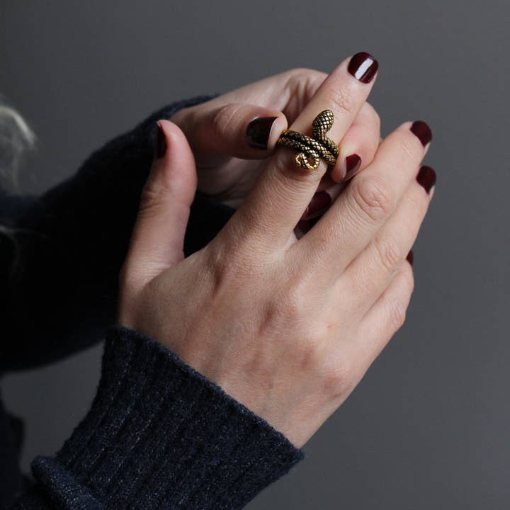 Delicate Snake Medium Ring for wholesale by Maral Kunst