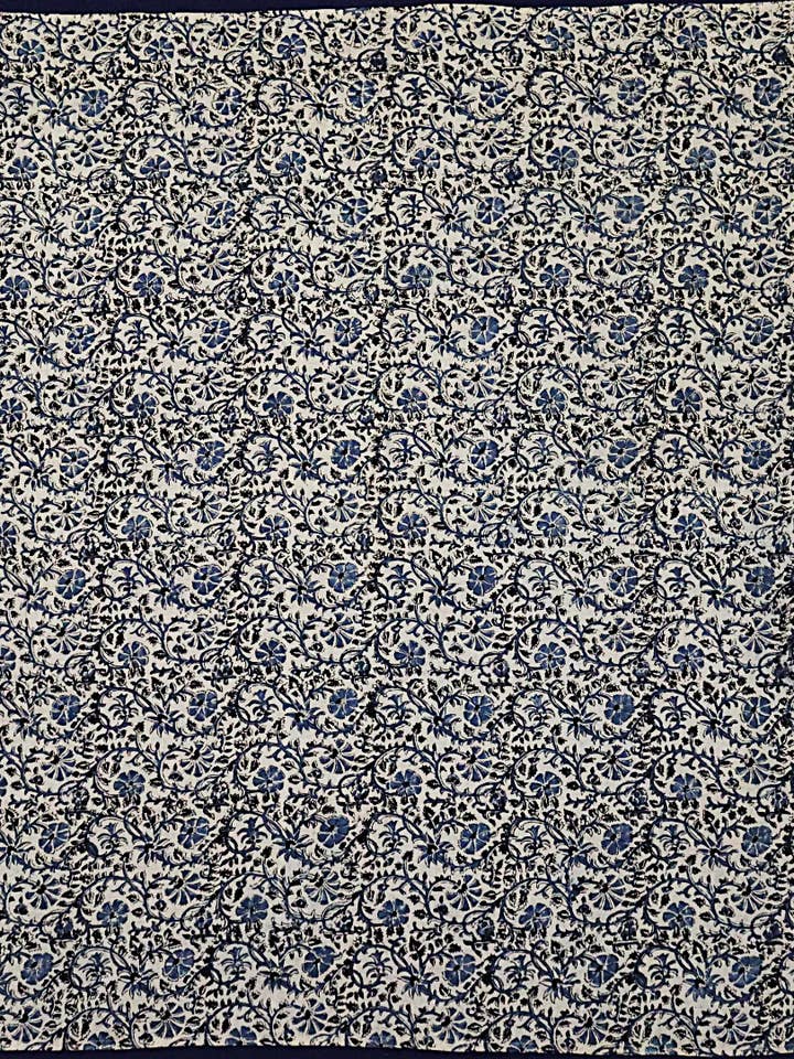 XL1013 — Bomulds XL Tørklæde (44" × 44") - Håndbloktrykt for engroshandel hos White Lotus Fashions