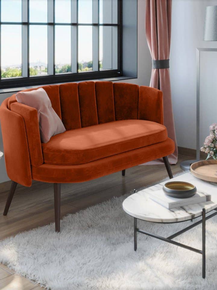 Prune, fluwelen okerkleurige bank met donker heveahouten poten voor wholesale door Potiron