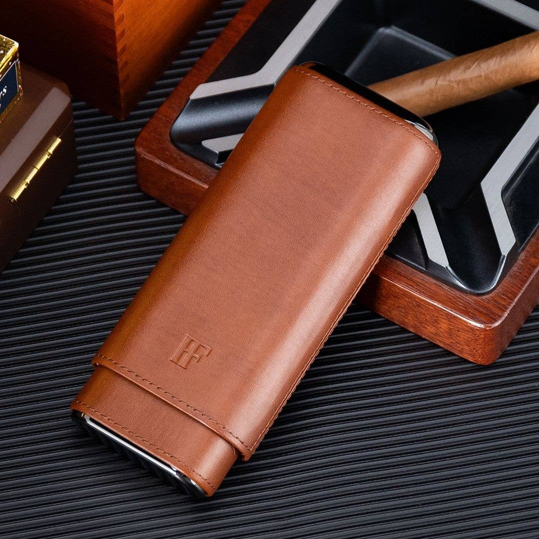 Fluid And Fire - Wholesale Humidor/Cigar Accessory - Vero 3-Slot Leather Travel Case – Compact Storage with Cedar Lining3