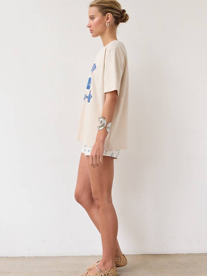DOVE FISH GRAPHIC TEE WITH STITCH - RTK1027 for wholesale on Faire