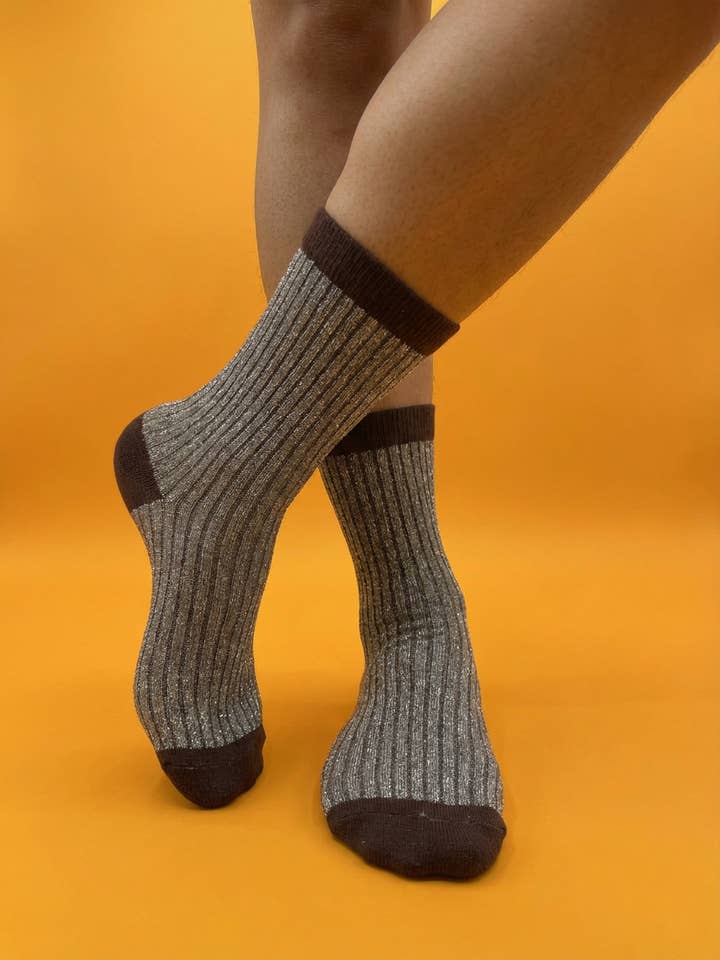 Chaussettes Lurex Chara Ahquiles couleur marron argenté pour la vente par SWEET PARIPE
