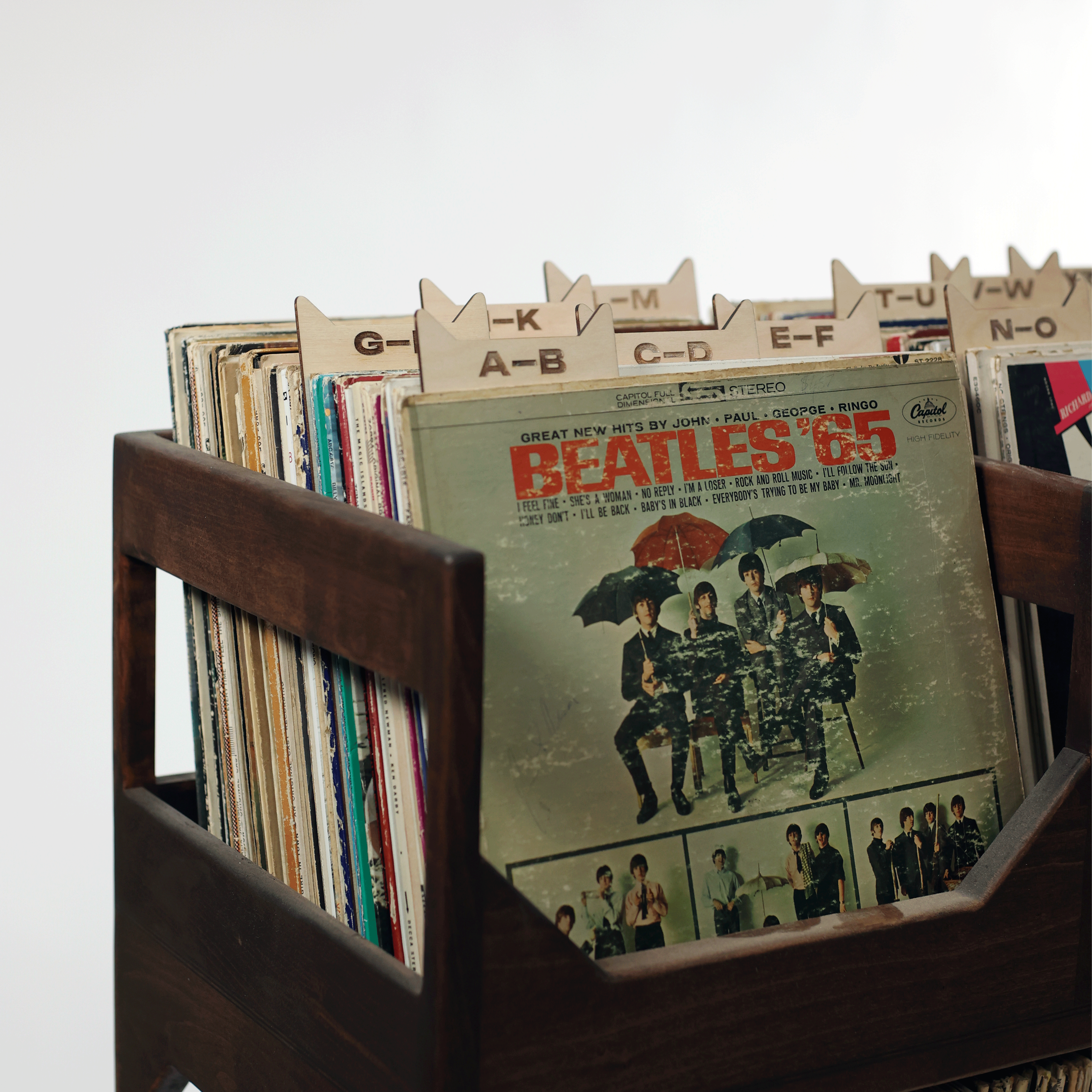 WickerWoodWorks - Wholesale Wall Mounted Shelf - Wood Vinyl Record Dividers4