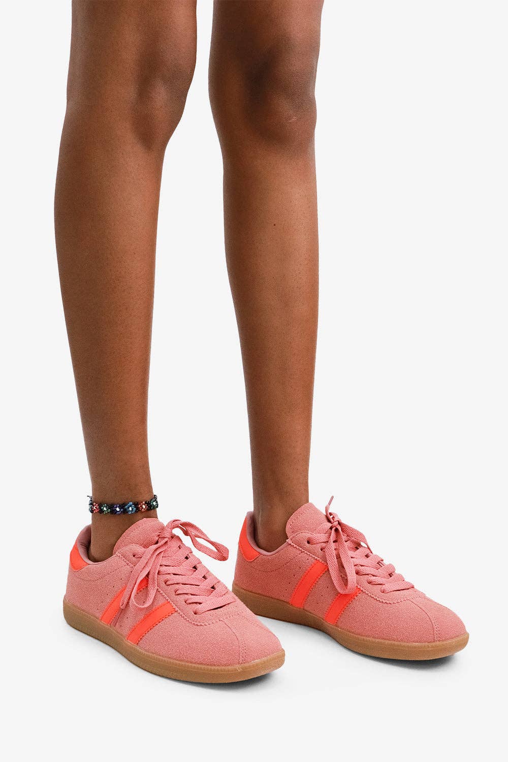 Lemonade Shoes - Wholesale Lifestyle Sneakers - Women's - HUCKLE -Tennis Sneaker w/ Contrast Striping, in Bold Colors25