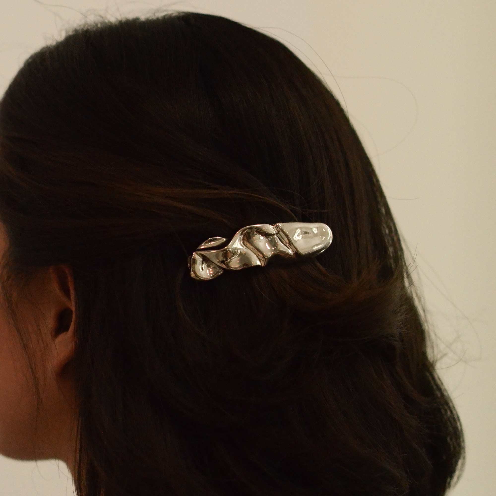 nar'sha - Wholesale Barrette - Women's - Textured Metal Barrette Hair Clip | Silver2