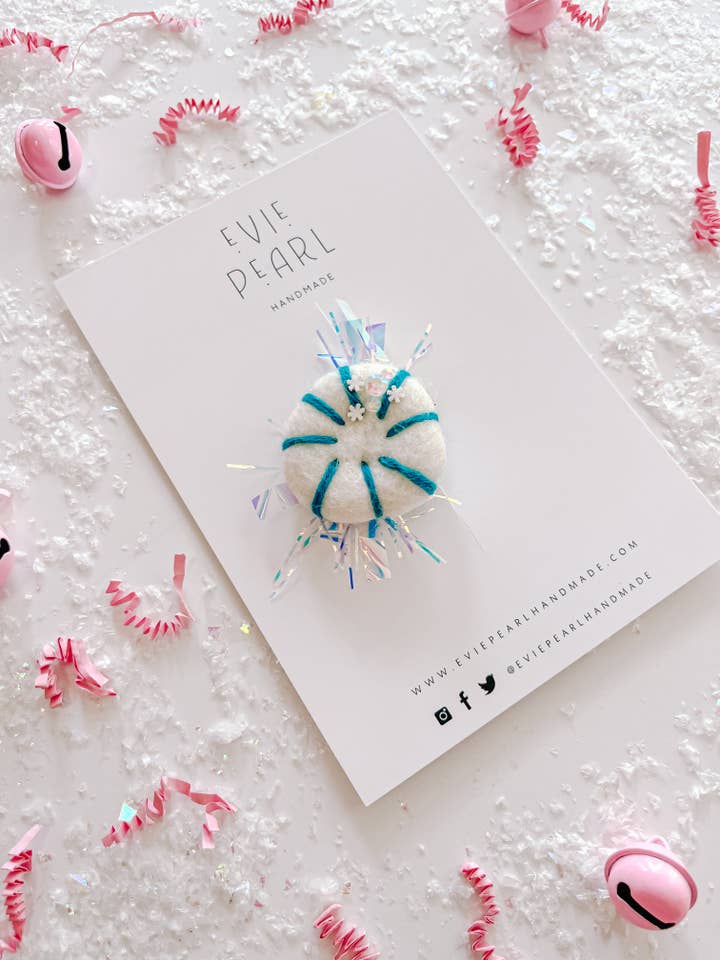 Fermaglio a forma di menta piperita grande color verde acqua con orpelli per la vendita all'ingrosso da parte di Evie Pearl Handmade LLC