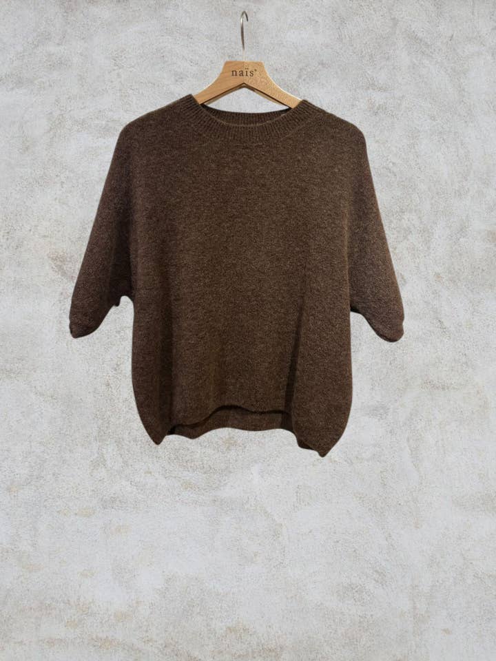 NAÏS PARIS - Wholesale Knit Sweater - Women's - ROUND NECK SHORT SLEEVE SWEATER IN SUPERFINE ALPACA29