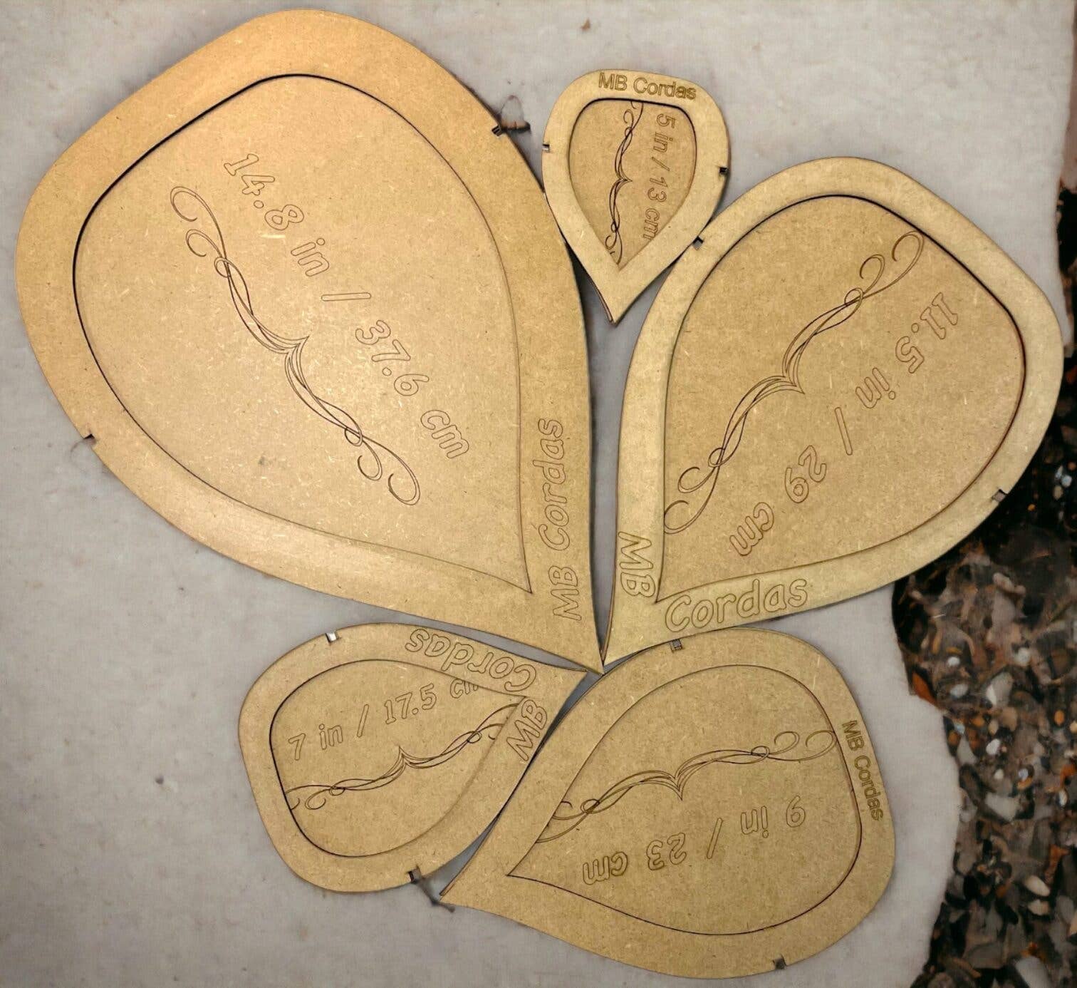 MB Cordas – wholesale DIY craft kit – Macrame Leaves Cutting Templates, Feathers Wall Hanging Ornament, Tool Easy Way Cut DIY2