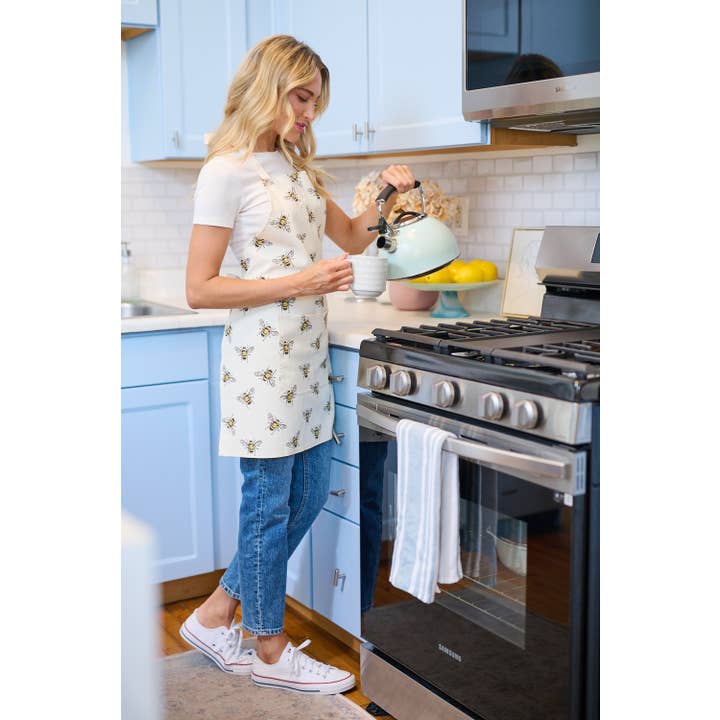 SM WARDROBE - Wholesale Apron - ALL OVER BUMBLE BEE PRINT APRON13