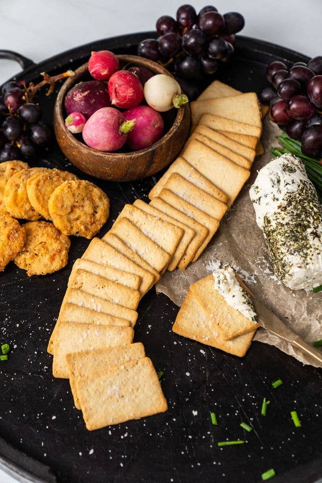 Callie's Charleston Biscuits LLC - Wholesale Crackers - Cheese Wafers2