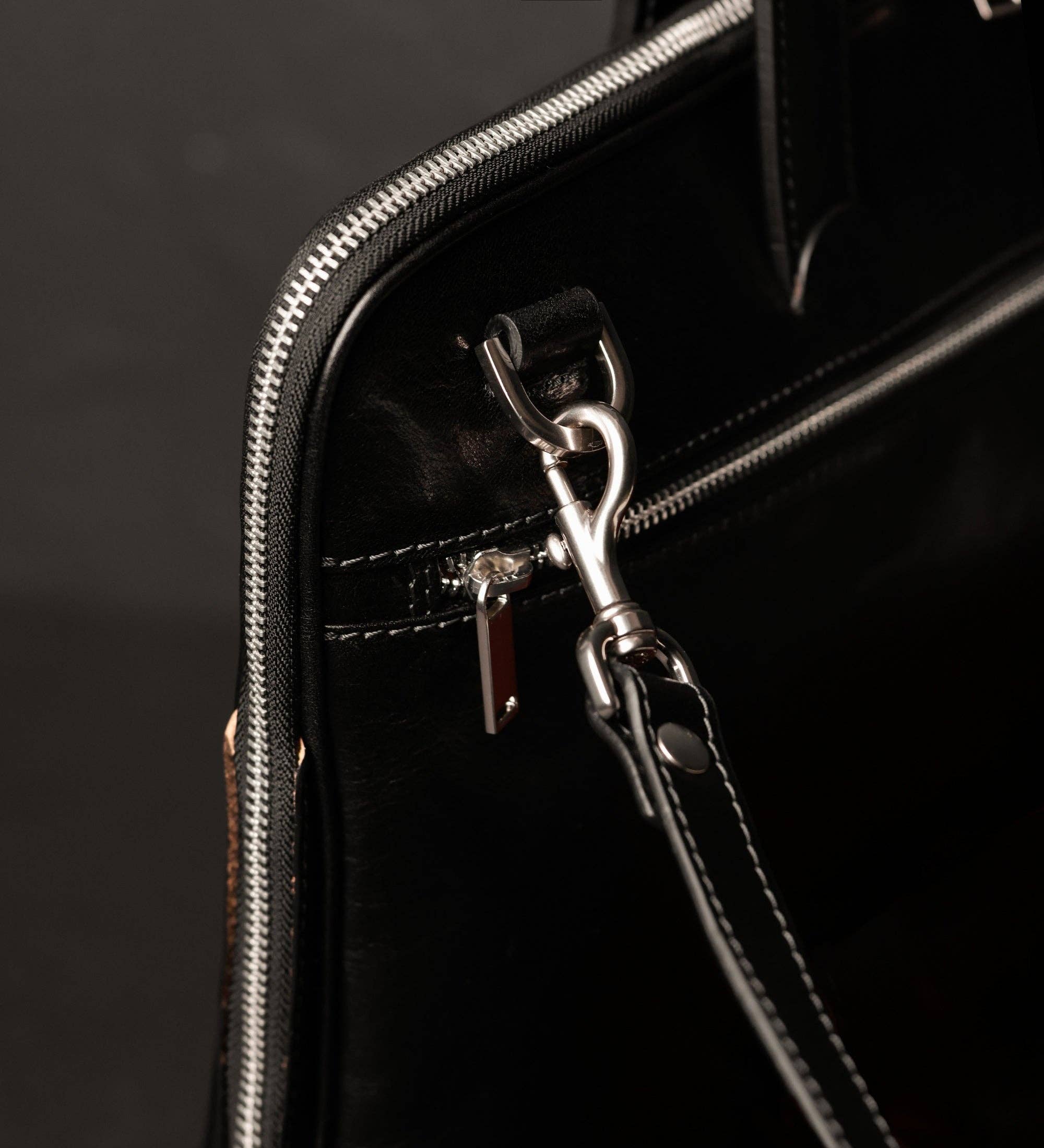 Time Resistance – wholesale Laptop bag – Unisex – Leather Briefcase Laptop Bag - Brave New World16