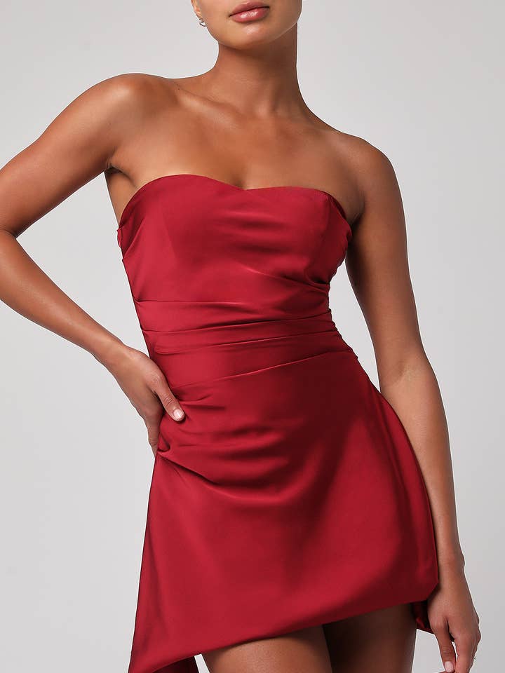 GUINEVERE STRAPLESS MINI DRESS for wholesale by Lulus