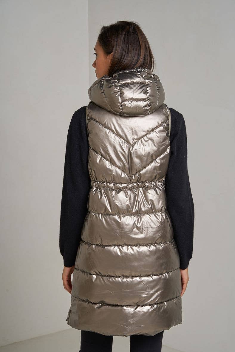 Attrait Paris - Wholesale Puffer Jacket - Women's - Metallic quilted long sleeveless oversized puffer jacket23