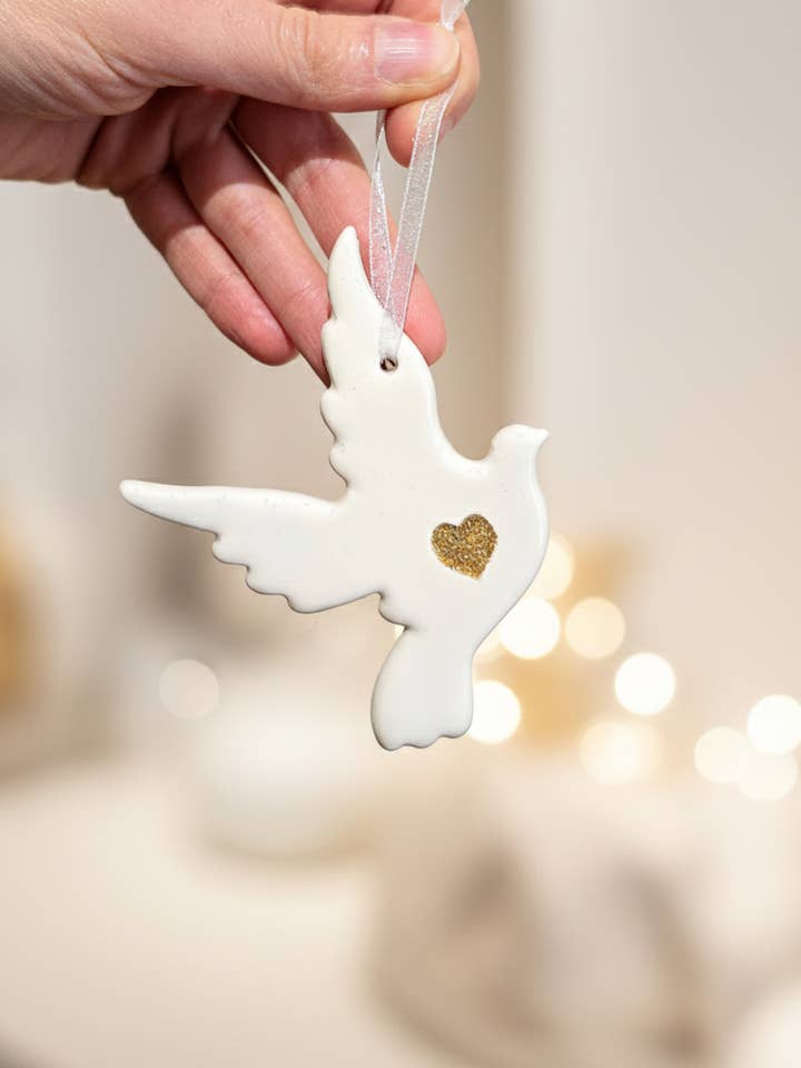 Keramisk due Gyldent hjerte Håndlavet for engroshandel hos LES POTERIES DE SHAKTI