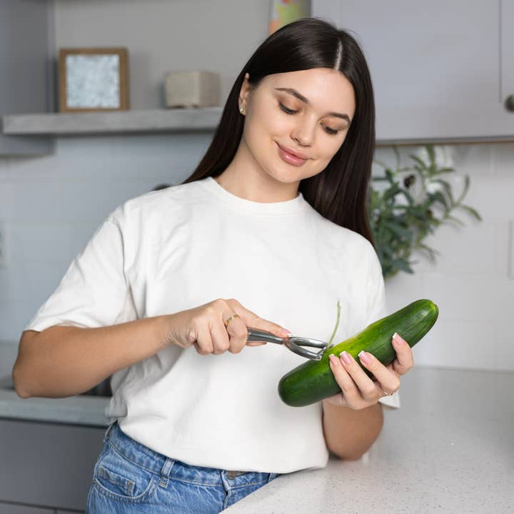 Fox Run Brands - Wholesale Dunschiller - Fox Run RVS Groenteschiller in Y-vorm4