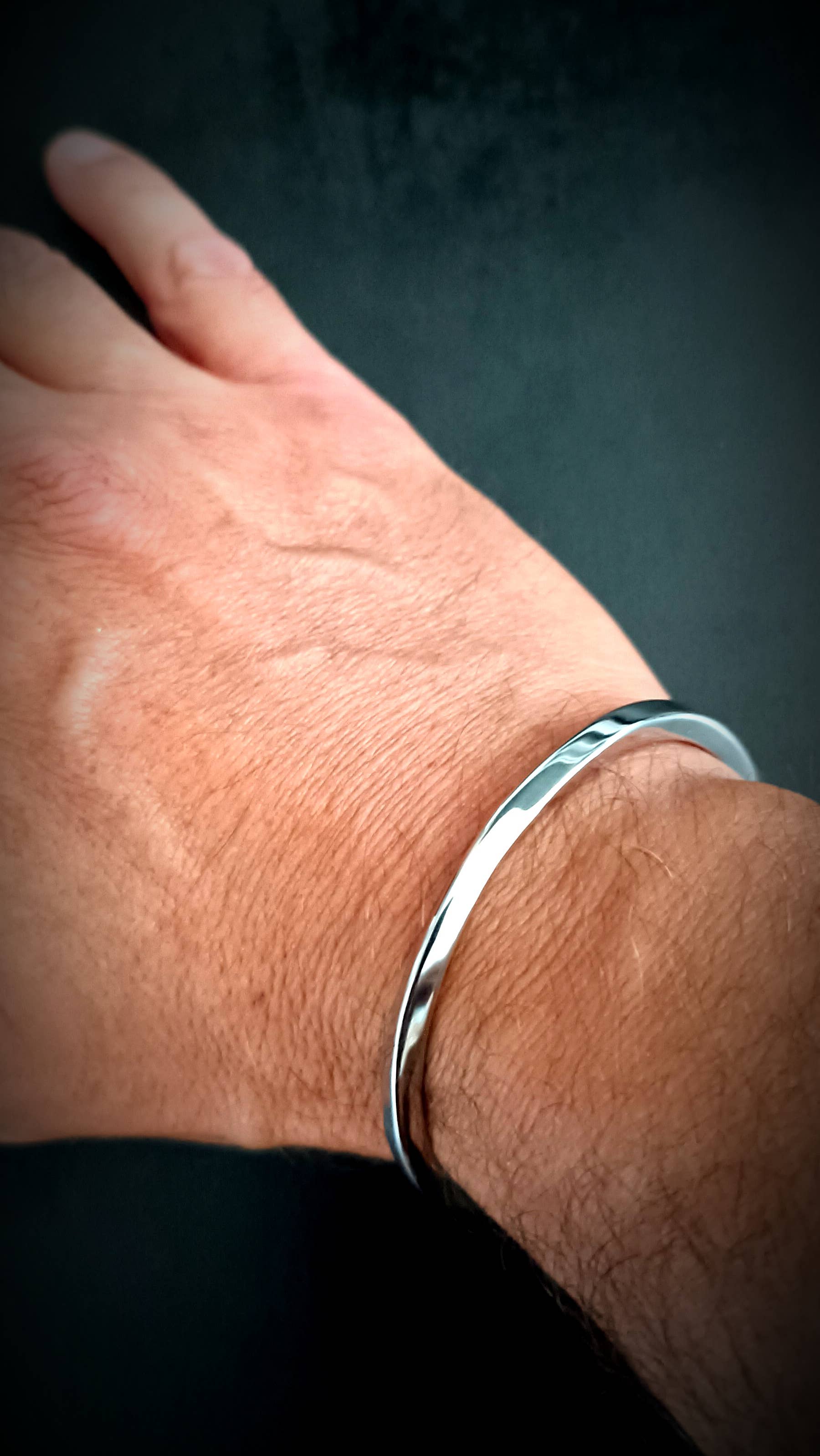 Unique Brand - Vendita all'ingrosso Bracciale a polsino - Bracciali NEW SteelArc1