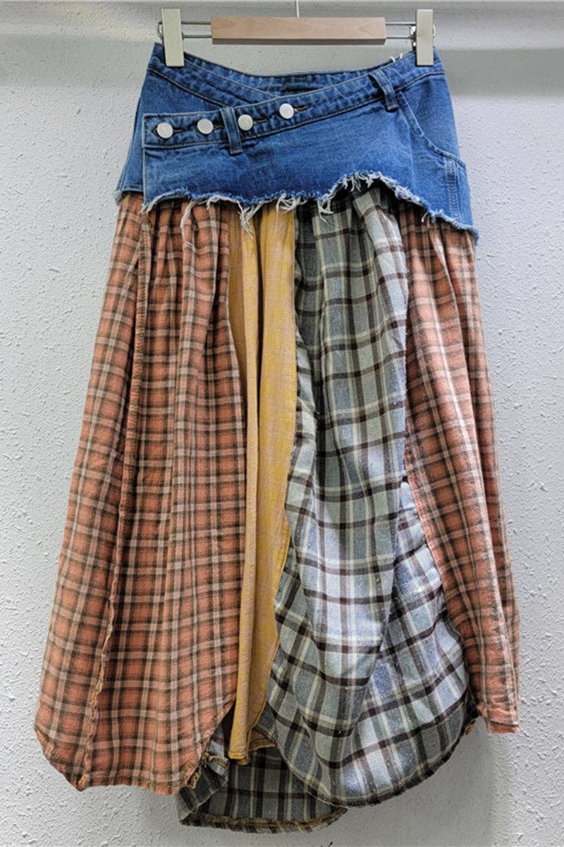 Mccolin – wholesale Skirt – Women’s – Button-Accented Plaid Skirt7