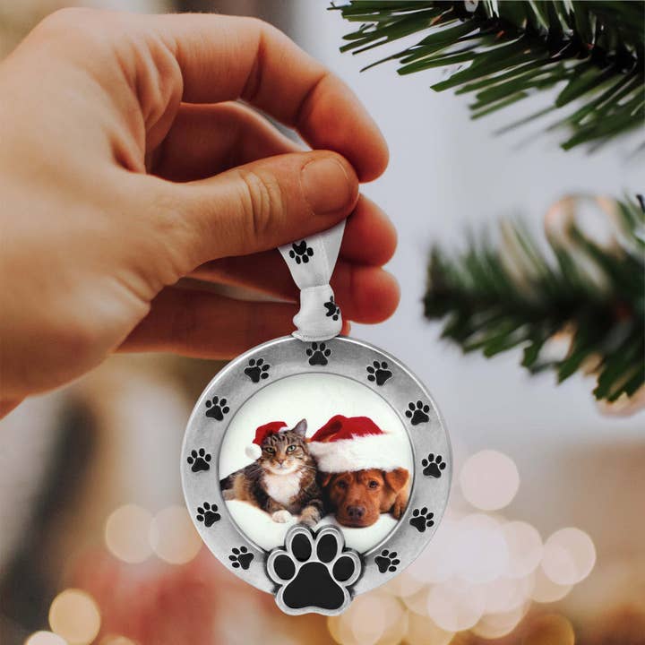 Gloria Duchin - Wholesale Ornament - Paw Print Picture Frame Ornament - Pewter Silver1
