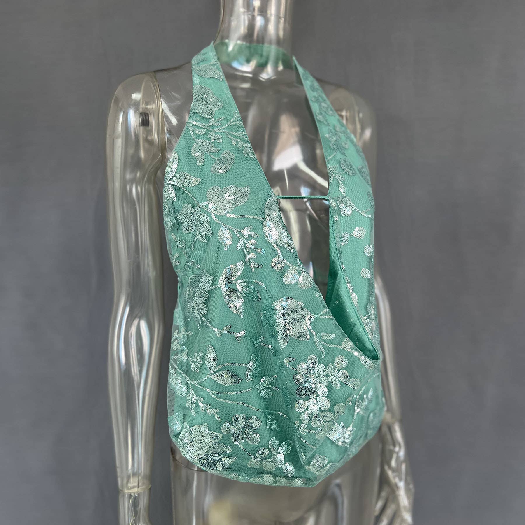 Rosa Clothing - Wholesale Tank Top - Women's - Chic Floral Sequined embroidered halter low-cut tank top1