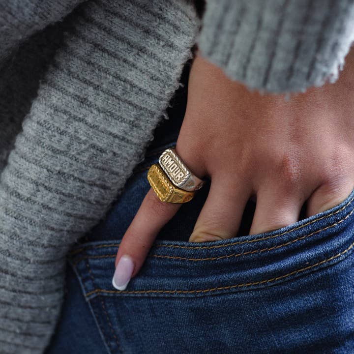 Persea Jewelry - Wholesale Signet Ring - Anillo Mon Amour Oro4