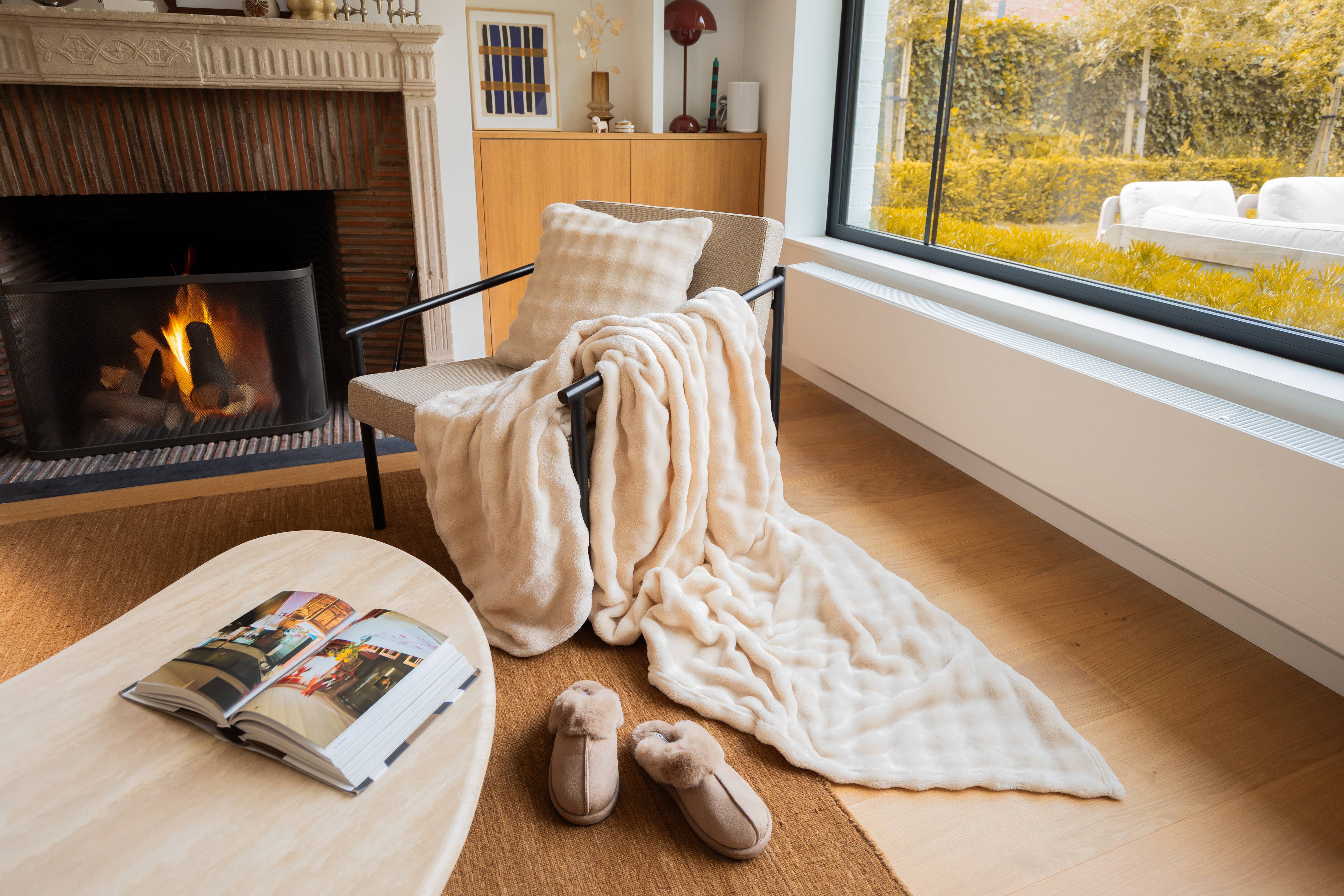 Tiseco - Wholesale Slippers - Women's - Suede Slippers SNUGGS5