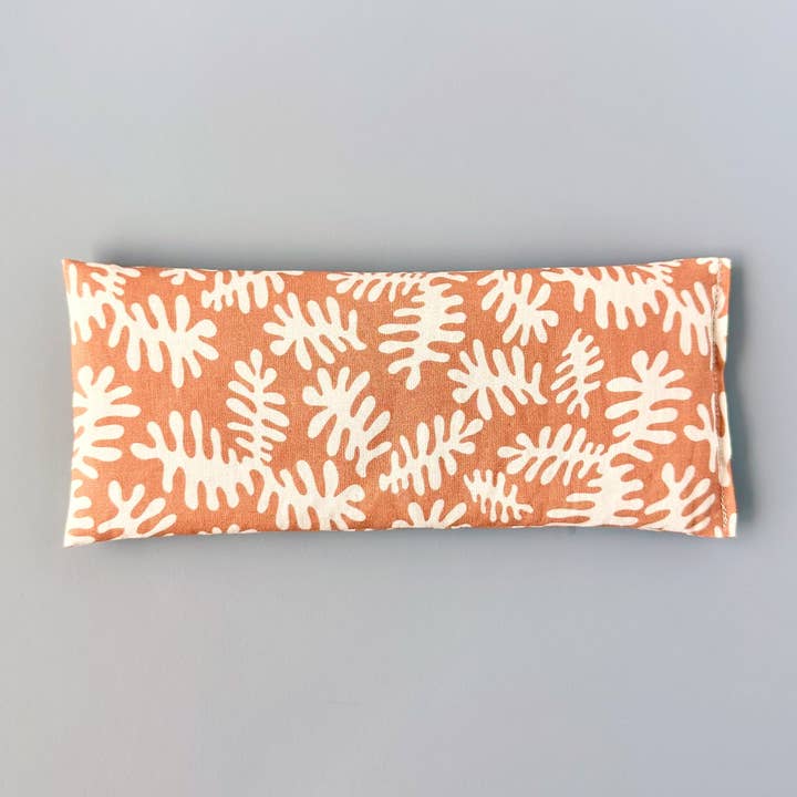 Laska Collection - Wholesale Spa/Therapy Pillow - Organic Lavender & Flaxseed Eye Pillow - Oak Leaves on Tawny1
