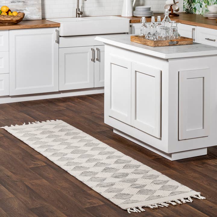 Grey Fractal Diamond Wool Area Rug for wholesale on Faire