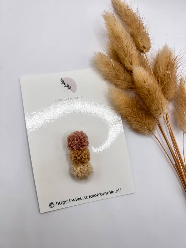 Pompom mauve for wholesale by Studio Frommie