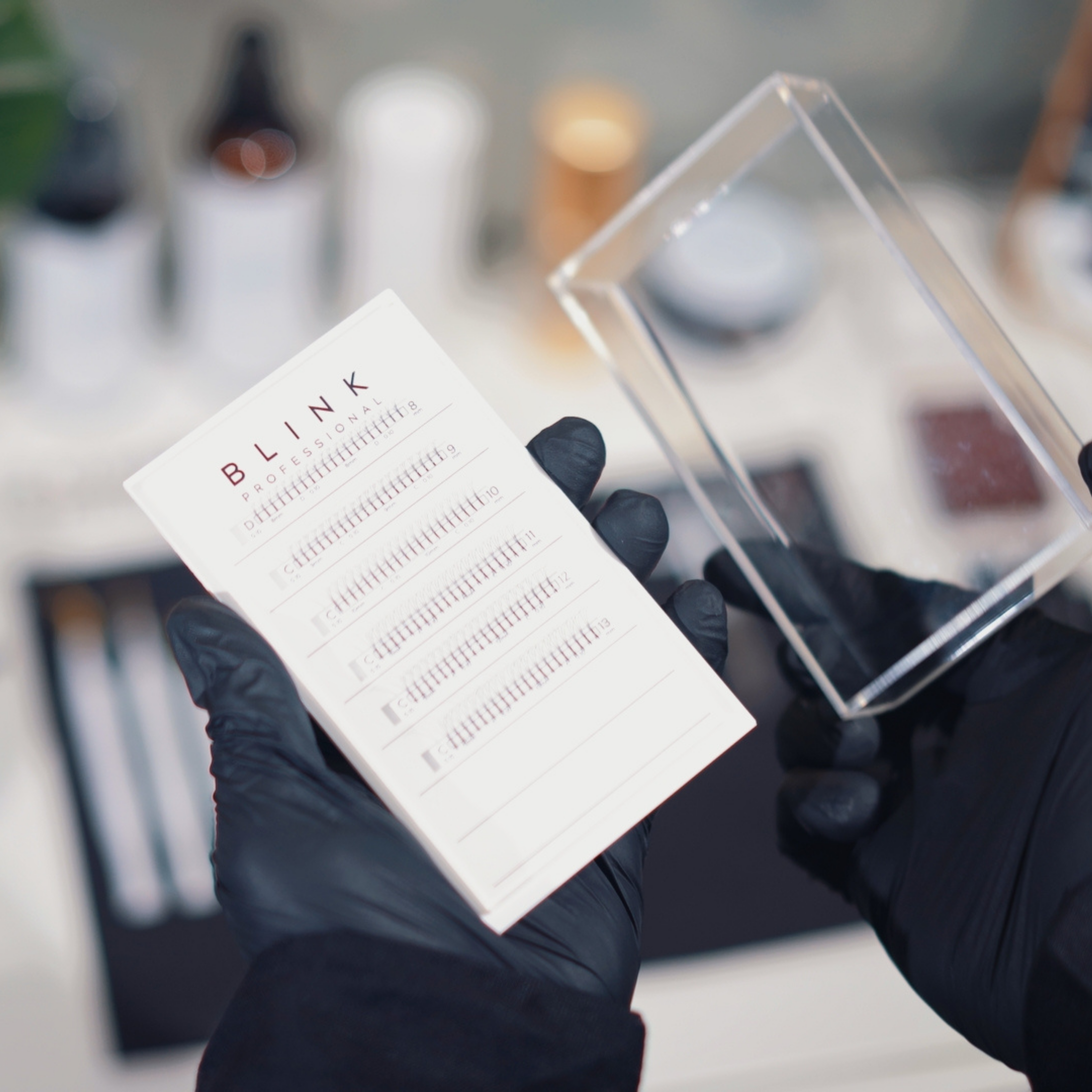 Blink Professional - Wholesale Eyelash/Brow Serum - Lash Holder3