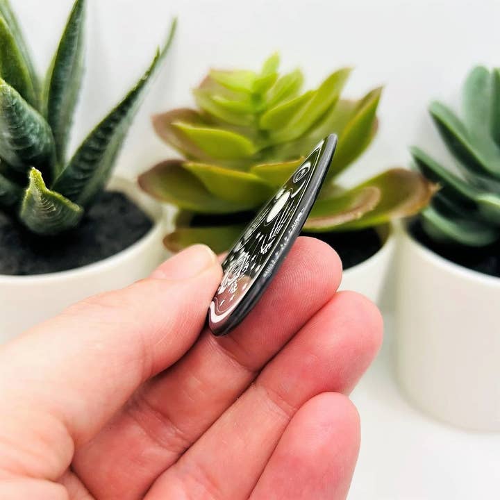 Guerrilla Charm - Wholesale Individual Charm/Pendant - Black and White Rose Ouija Planchette Charms, 43x41mm1