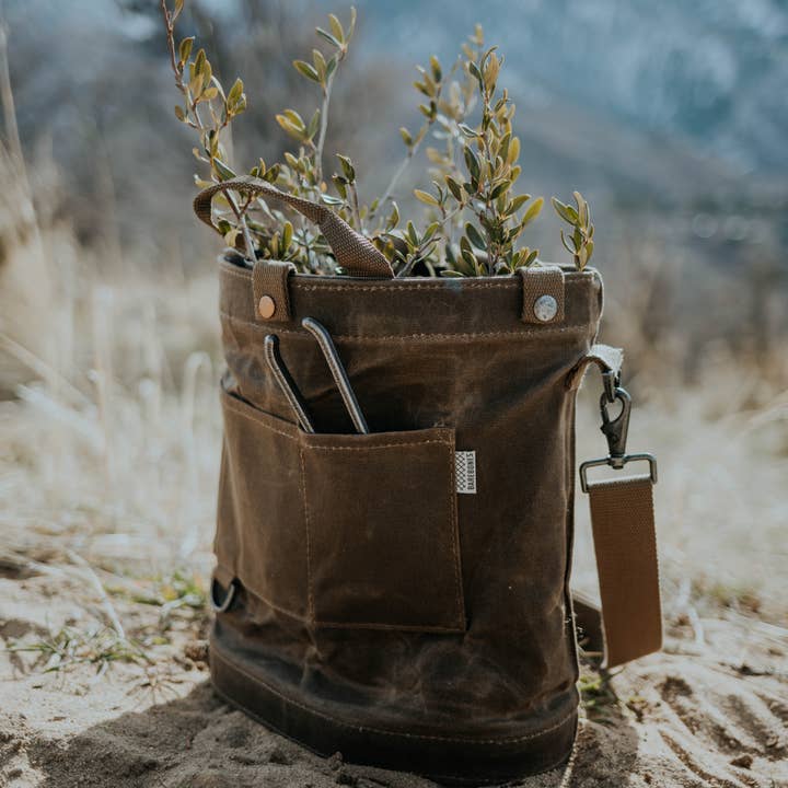 Barebones - Wholesale Grocery/Shopping Bag - Foraging Bag - Waxed Canvas, Multi-Use7