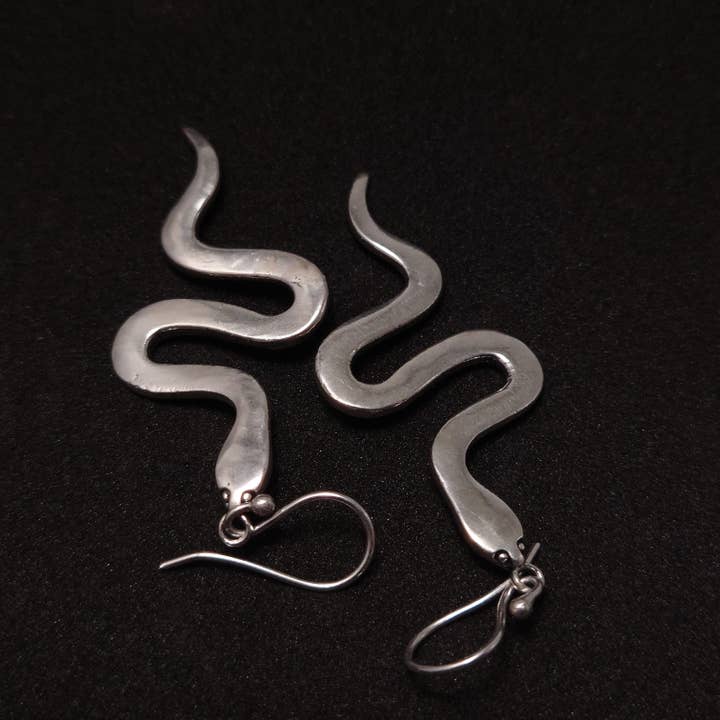 Tenzing Collections - Wholesale Dangle Earrings - Snake Earrings, Golden and Silver3