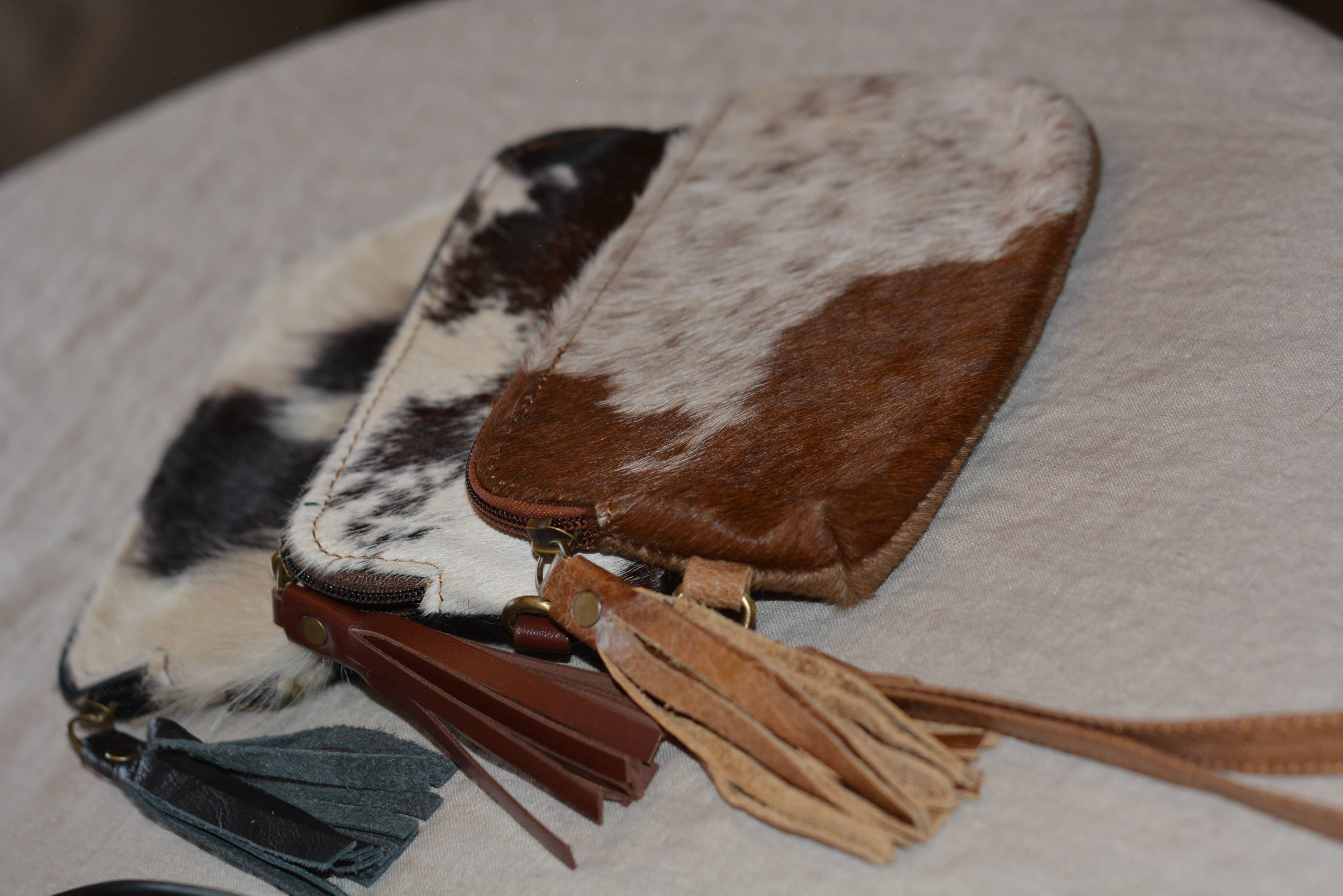 FRINGE & LUXE - Vente Bracelets - Pochette à fermeture éclair en cuir de vachette1