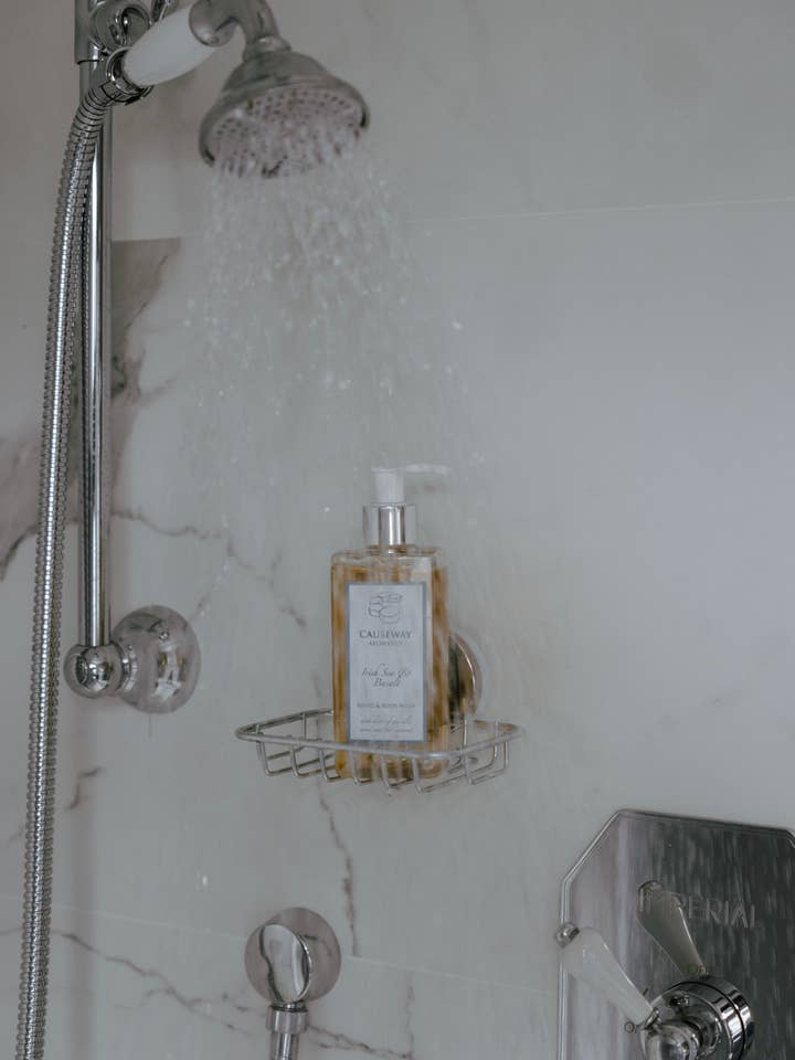 Irish Sea & Basalt Luxury Hand wash - 300ml for wholesale by Causeway Aromatics