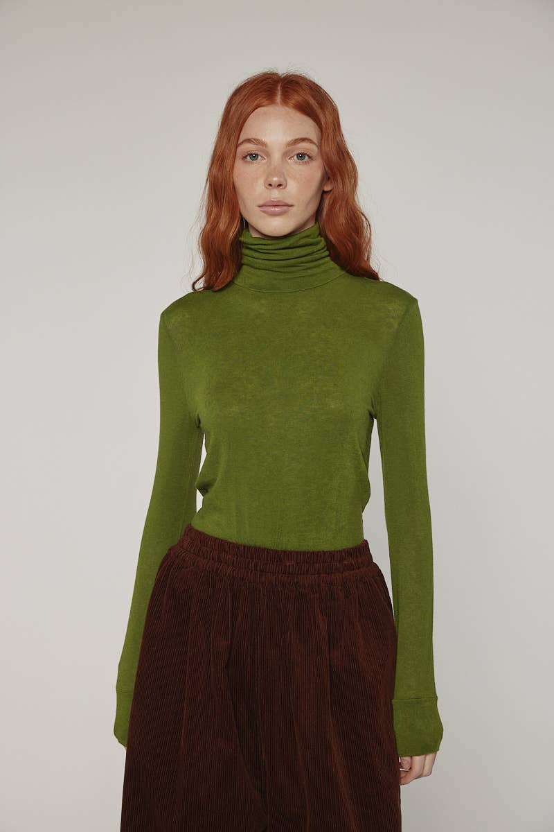 Green Wool blend lightweight turtleneck for wholesale on Faire1