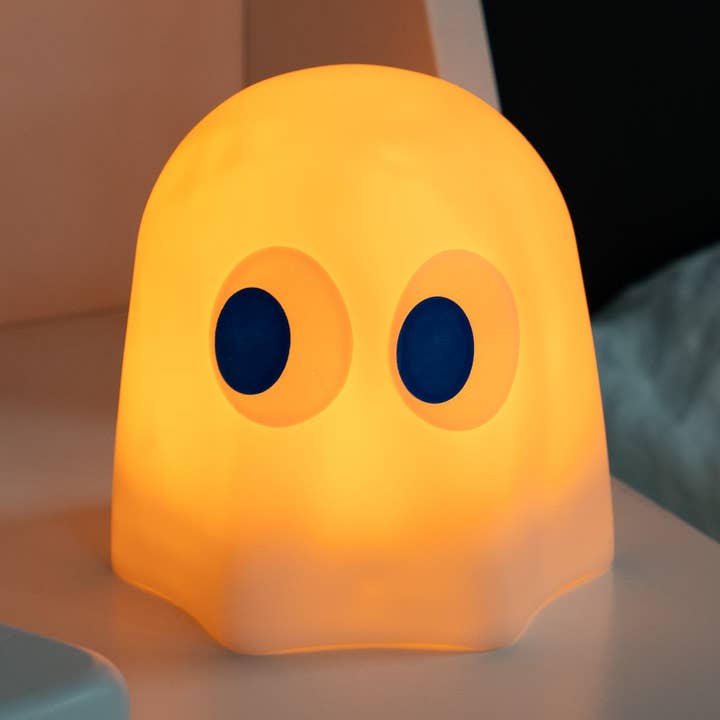 Fizz Creations Inc - Wholesale Night Light - PAC-MAN Color Changing Ghost Mood Light0