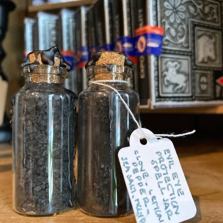 Barattolo per incantesimi di protezione Evil Eye per la vendita all'ingrosso da parte di Widow