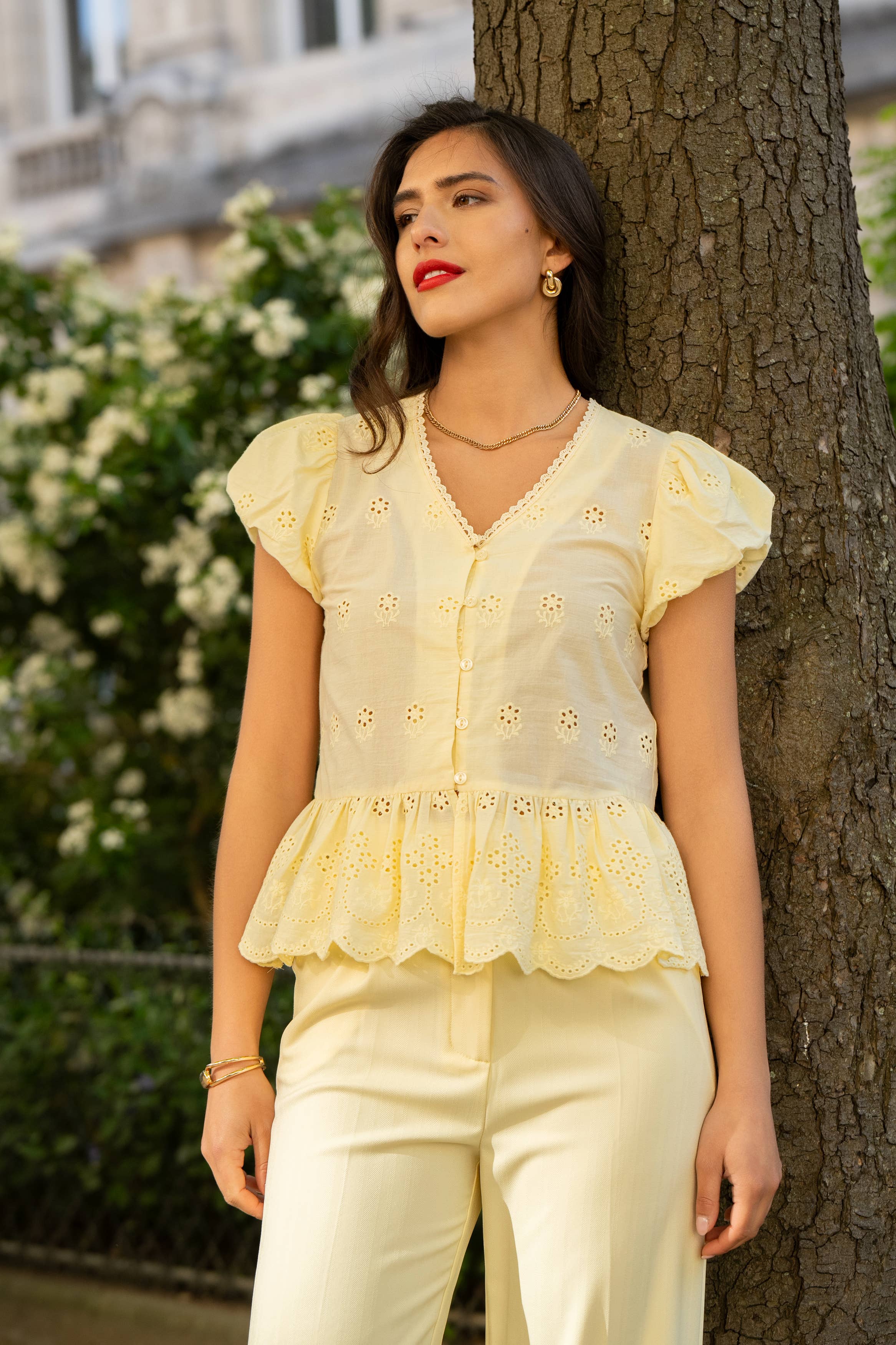 LULUMARY - Wholesale Button Down Shirt - Women's - Embroidered shirt CH3646