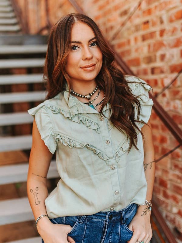 Blusa Verde Menta con Volantes y Botones para venta al por mayor de LUCKY & BLESSED