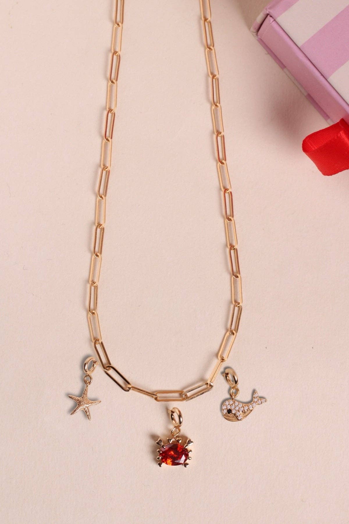 Waekura - Wholesale Link & Chain Necklace - Elena Necklace3