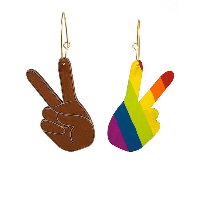 Orecchini a Cerchio Black Peace Sign Pride per la vendita all'ingrosso da parte di Le Chic Miami