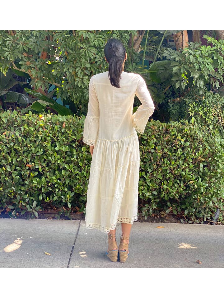 Secret Language – Engroshandel Kjole - Dame – Mika Maxi Kjole/Bomuldskjole, Bohemian Kjole, Creme Kjole4