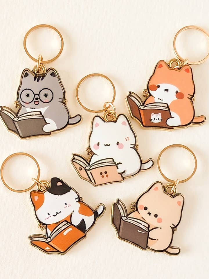 Kittens #3 - Stitch markers for wholesale by Hello Kim - Kim Chui