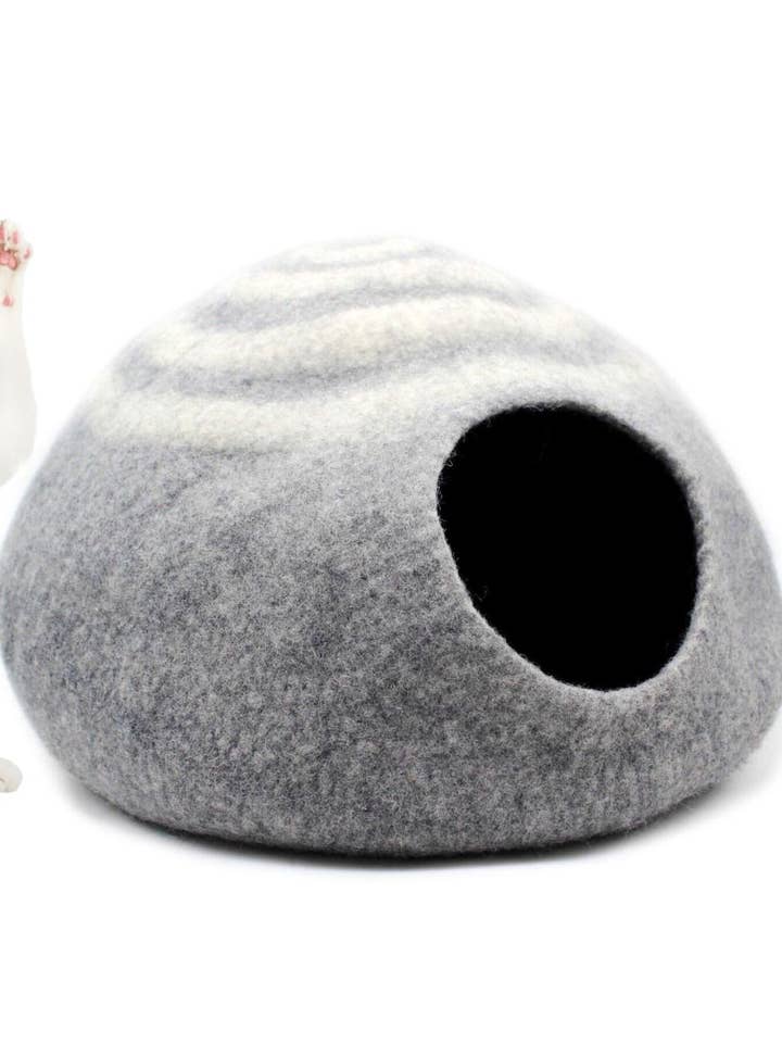 Igloo Felt Cat Cave - Cozy Handmade Wool Pet Bed for wholesale by Woollyfelt
